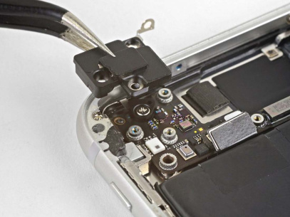 Замена антенны NFC iPhone 8 Plus