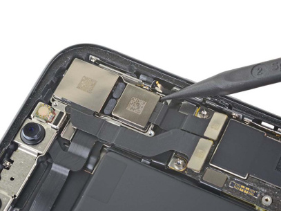 Замена антенны Wi-Fi / GSM iPhone 11 Pro Max