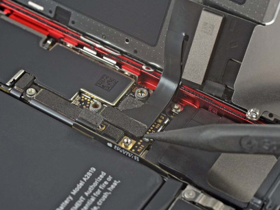 Замена верхнего динамика iPhone SE 2022