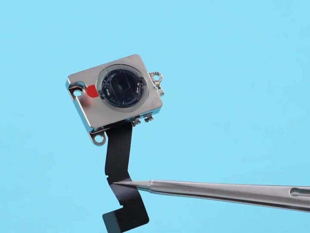 Замена глазка камеры iPhone 16e